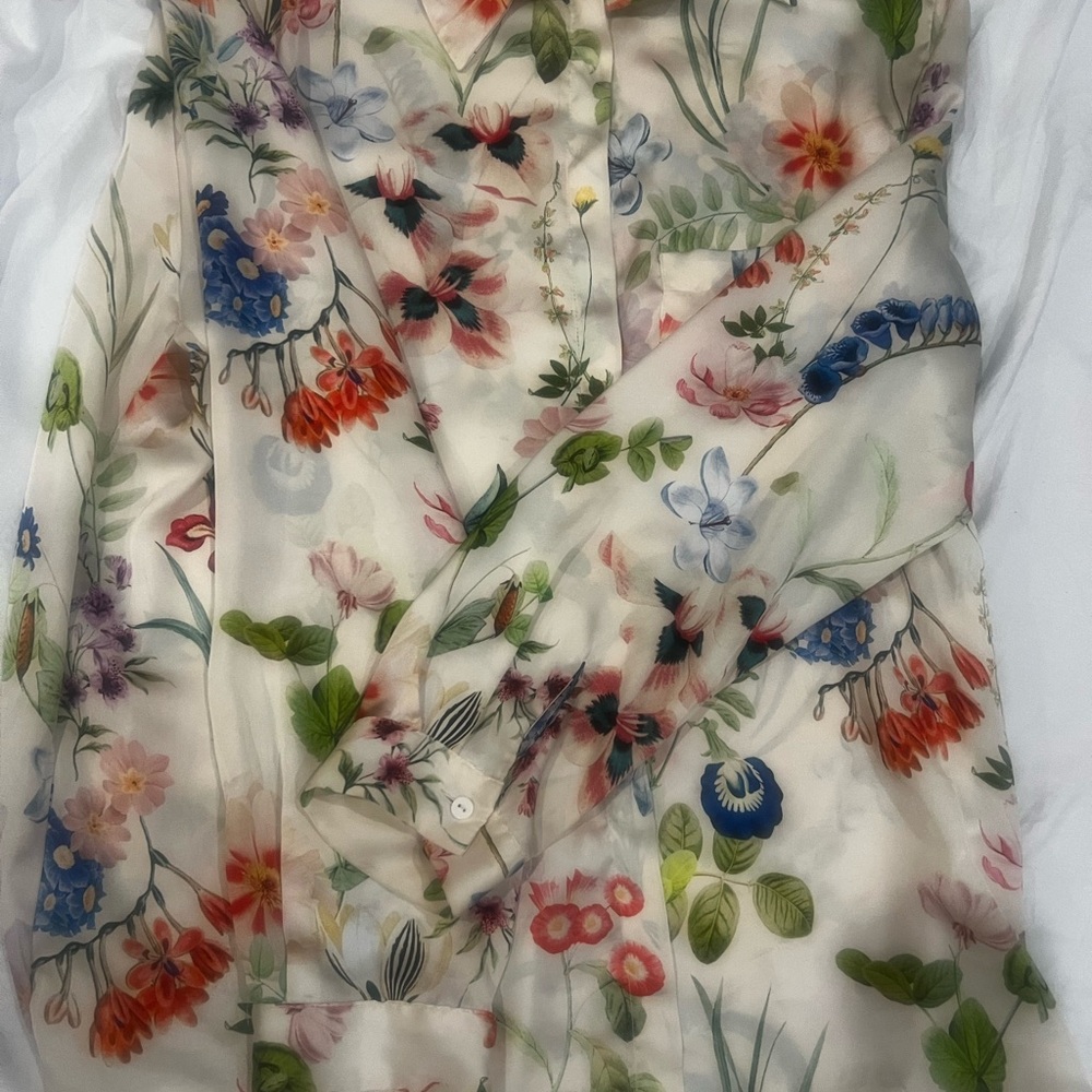 Zara Floral Button-Up Blouse in Cream with Multicolor Botanical Print